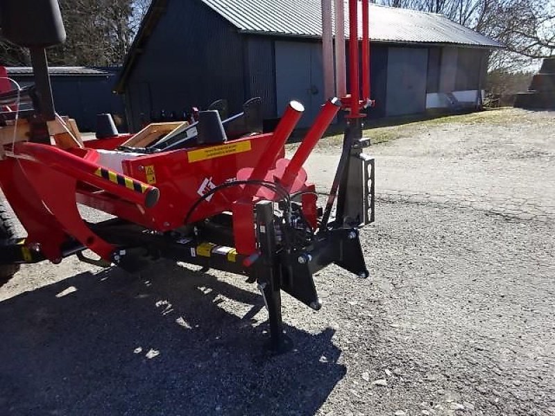 Ballenwickler des Typs Metal-Fach Z 577 Wickelgerät -Neue Version -  Sonderpreis -- mit Seitenlader- mit Ballenaufsteller, Neumaschine in Neureichenau (Bild 9)