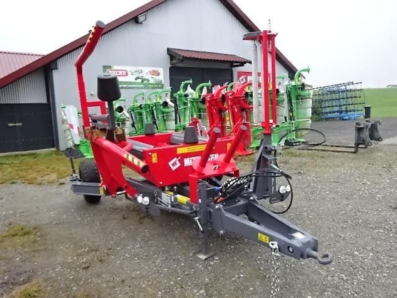 Ballenwickler des Typs Metal-Fach Z 577 Wickelgerät -Neue Version -  Sonderpreis -- mit Seitenlader- mit Ballenaufsteller, Neumaschine in Neureichenau (Bild 8)