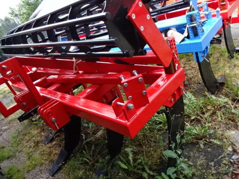 Tiefenlockerer des Typs H & B Tiefenlocker 3 Meter 5 Zinken, Neumaschine in Neureichenau (Bild 7)