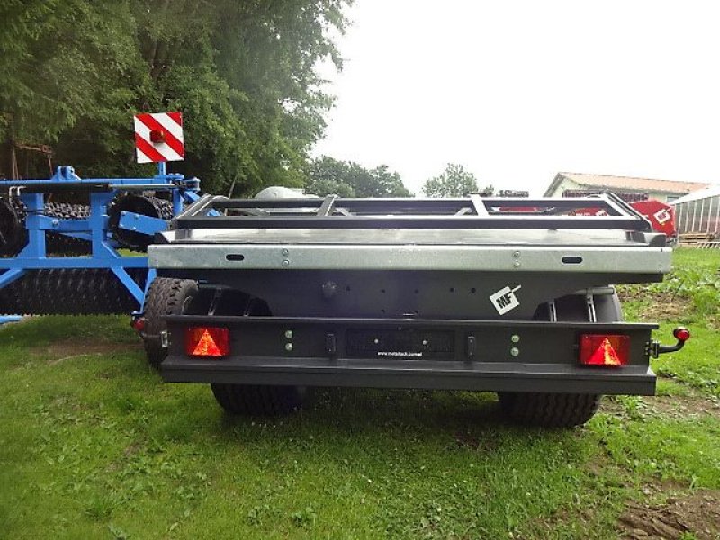Ballentransportwagen des Typs Metal-Fach T 014- 2 Ballentransportanhänger-Sonderpreis 2 K- DL Bremse, Neumaschine in Neureichenau (Bild 8)