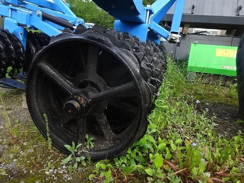 Packer & Walze des Typs H & B HL M 3 Meter Cambrigewalze- Sonderpreis, Neumaschine in Neureichenau (Bild 4)