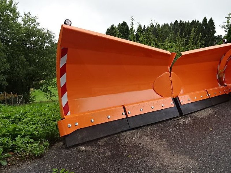 Schneepflug des Typs SVD Vario M 300- Varioschneepflug- Stabile Ausführung, Neumaschine in Neureichenau (Bild 12)