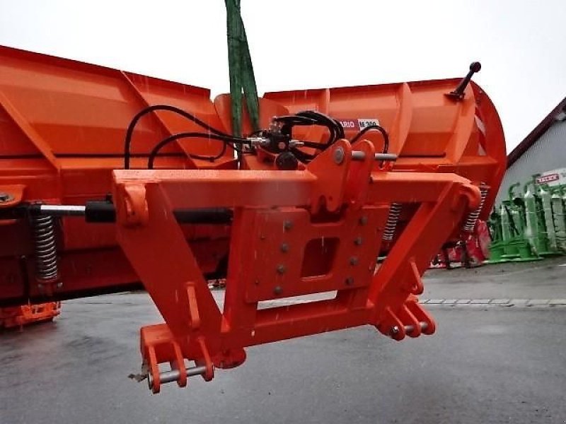 Schneepflug des Typs SVD Vario M 300- Varioschneepflug- Stabile Ausführung, Neumaschine in Neureichenau (Bild 7)