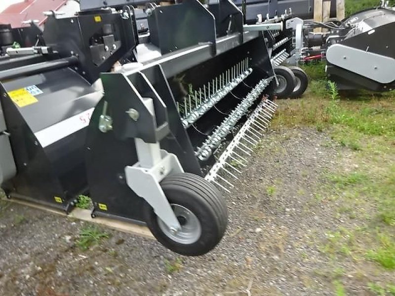 Schwader des Typs Talex Bocian 225- Schwader- Wender 225-  Sonderpreis - Strohwender -Neue Version -   Schwadwender- NEU, Neumaschine in Neureichenau (Bild 5)