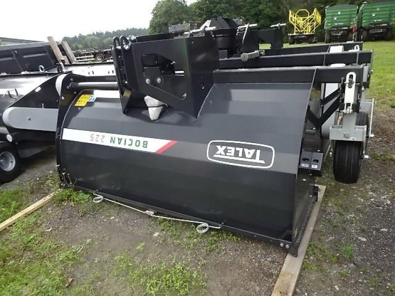 Schwader des Typs Talex Bocian 225- Schwader- Wender 225-  Sonderpreis - Strohwender -Neue Version -   Schwadwender- NEU, Neumaschine in Neureichenau (Bild 1)