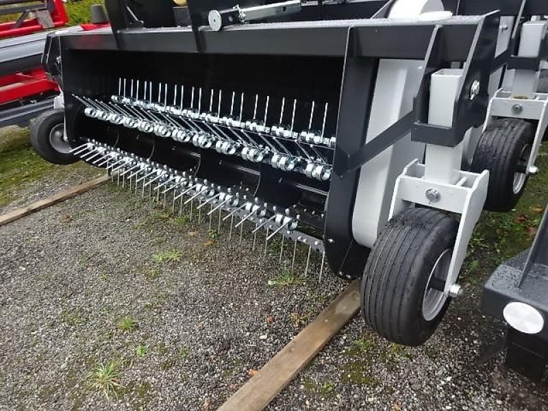 Schwader des Typs Talex Bocian 225- Schwader- Wender 225-  Sonderpreis - Strohwender -Neue Version -   Schwadwender- NEU, Neumaschine in Neureichenau (Bild 12)