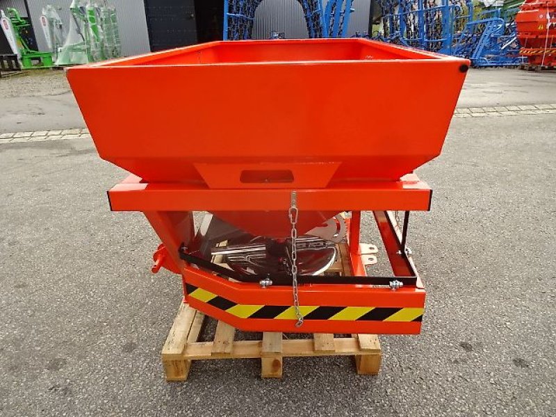 Schneepflug des Typs Rol-Ex NEUE- N0 56/  3- Salzstreuer -  600 und  Liter  1000 möglich, Neumaschine in Neureichenau (Bild 20)