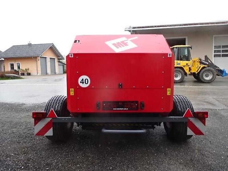 Rundballenpresse des Typs Metal-Fach Z 562 RN - Presse m Rotor- Messer- Zentralschmierung. mit Bremse- Top Preis, Neumaschine in Neureichenau (Bild 13)