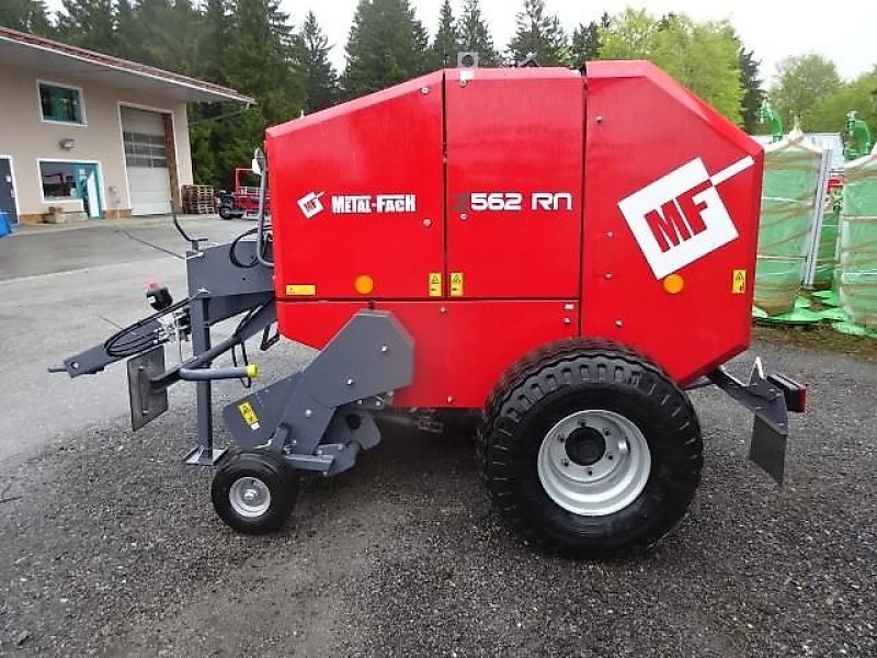 Rundballenpresse des Typs Metal-Fach Z 562 RN - Presse m Rotor- Messer- Zentralschmierung. mit Bremse- Top Preis, Neumaschine in Neureichenau (Bild 8)
