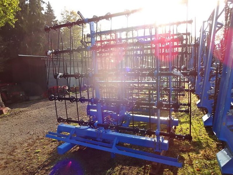 Striegel des Typs S&F 7 Meter- H- Striegelegge- Strohstriegel- NEU, Neumaschine in Neureichenau (Bild 25)