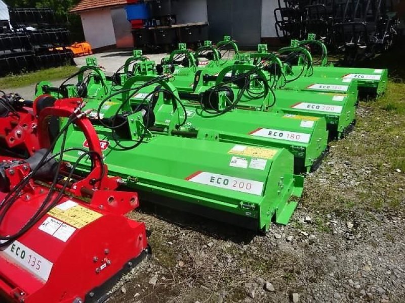 Mulcher des Typs Talex Schlegelmulcher Talex- Eco- NEU-2 -Meter - in verschiedenen Breiten möglich-  mit Hydraulischer Seitenverschiebung-  auch möglich in verschiedenen Breiten - auch in  1,35 Meter -1,5 Meter - 1,8 Meter - 2 Meter - 2,2 Meter, Neumaschine in Neureichenau (Bild 1)