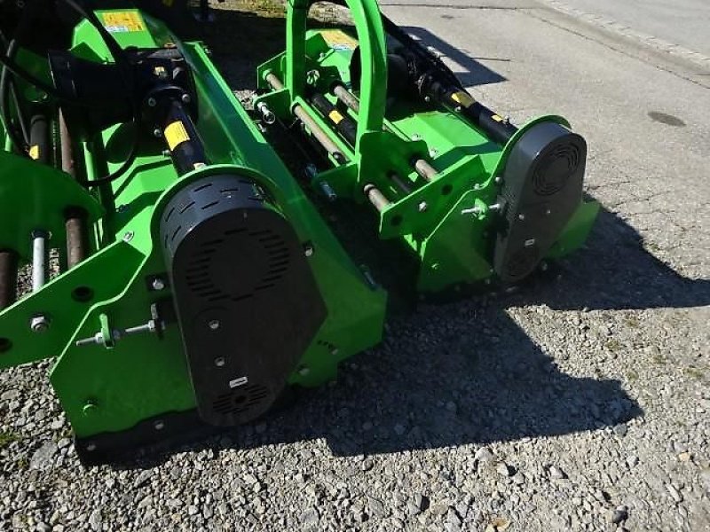 Mulcher des Typs Talex Schlegelmulcher Talex- Eco- NEU-2 -Meter - in verschiedenen Breiten möglich-  mit Hydraulischer Seitenverschiebung-  auch möglich in verschiedenen Breiten - auch in  1,35 Meter -1,5 Meter - 1,8 Meter - 2 Meter - 2,2 Meter, Neumaschine in Neureichenau (Bild 10)