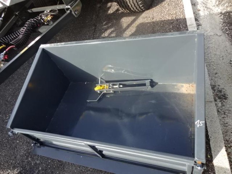 Hoflader des Typs Sonstige 1M - 1,2 M - 1,4 M - 1,6 M - 1,8 M - 2  Meter- Heckkontainer - Dreipunktanbau - Auskippbar, Neumaschine in Neureichenau (Bild 3)