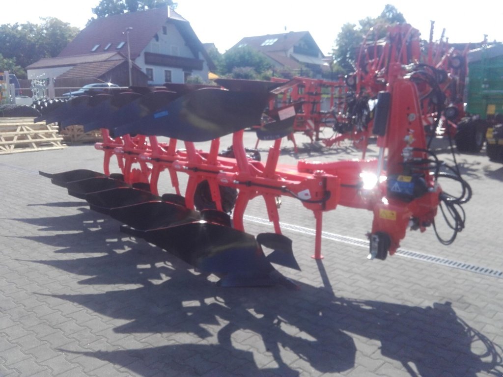 Pflug des Typs Kuhn Vari Master 153, Neumaschine in Amberg (Bild 2)