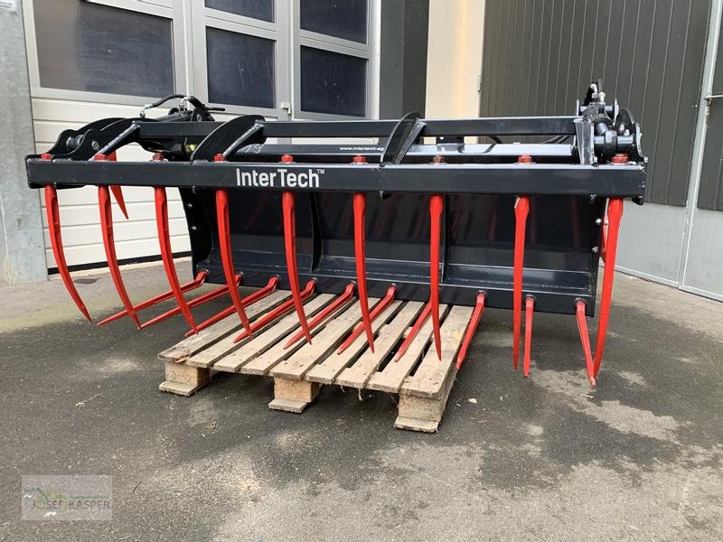 Frontladerzubehör des Typs Inter Tech Krokodilgebiss, Neumaschine in Alitzheim (Bild 7)
