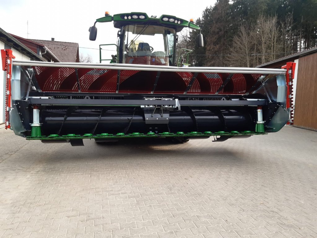 GPS-Schneidwerk des Typs Dominoni Multi Power Disc 612 L, Neumaschine in Baumgarten (Bild 29)