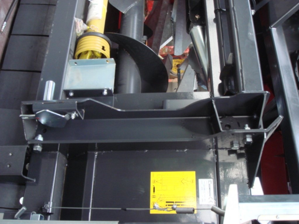 Maispflückvorsatz des Typs Dominoni SL 978 BG, Neumaschine in Baumgarten (Bild 5)