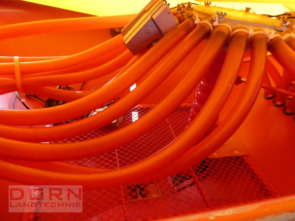 Drillmaschinenkombination des Typs Kuhn Kuhn HRD 302D, Lely pneum., Gebrauchtmaschine in Bruckberg (Bild 8)