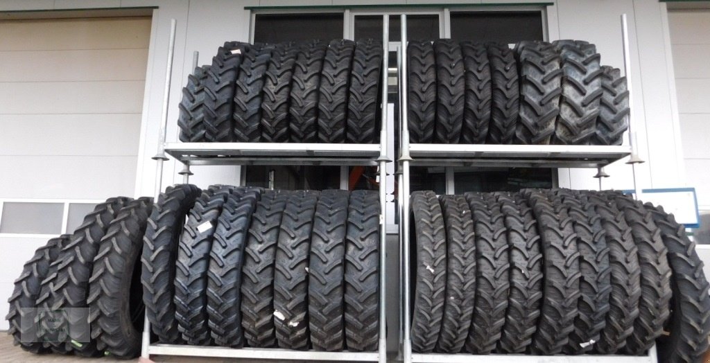 Reifen des Typs Kleber 270/95R32 + 270/95R48 + 300/95R46, Neumaschine in Gross-Bieberau (Bild 2)