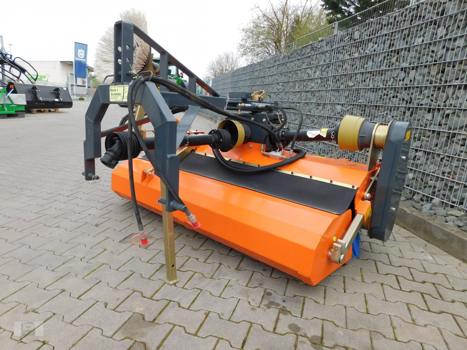 Kehrmaschine des Typs Tuchel Plus 590, Neumaschine in Gross-Bieberau (Bild 2)