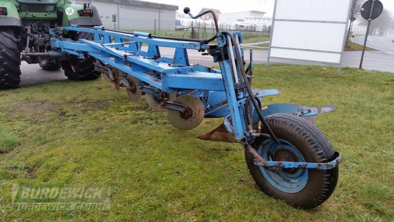 Pflug des Typs Överum 6-Schar, Gebrauchtmaschine in Lamstedt (Bild 3)