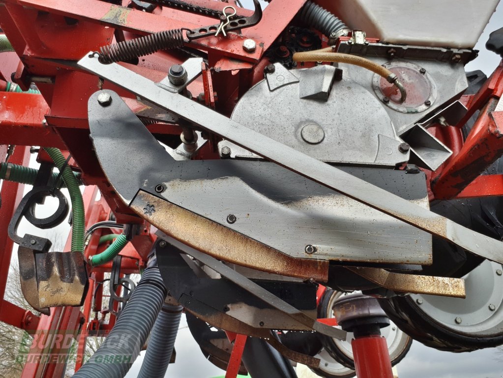 Einzelkornsägerät des Typs Becker Aeromat 8-reihig, Gebrauchtmaschine in Lamstedt (Bild 13)