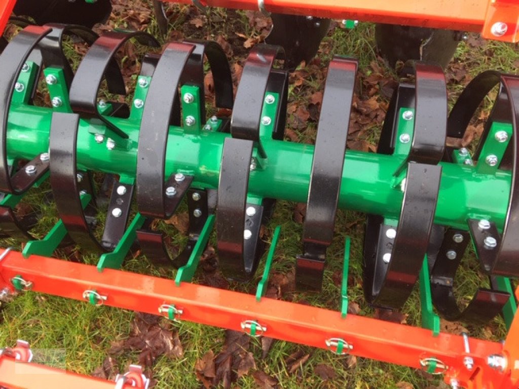 Grubber des Typs Agro-Masz Runner 30, Neumaschine in Marsberg (Bild 10)