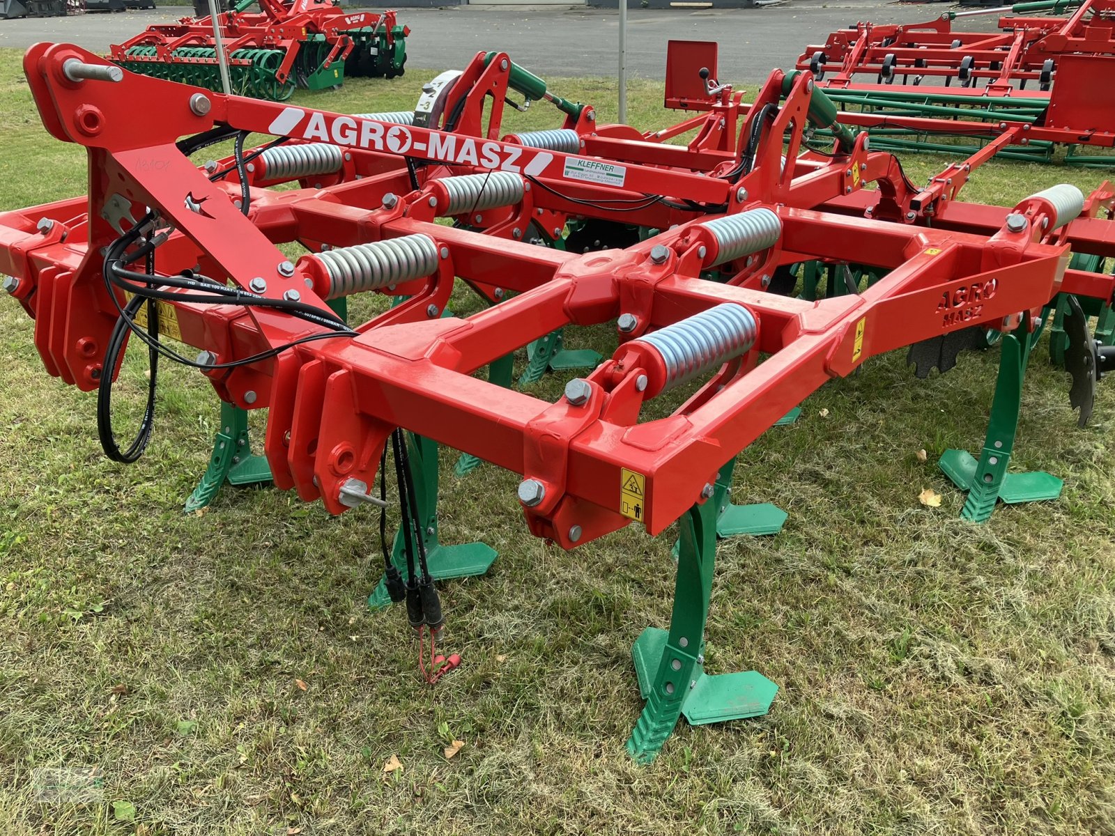 Grubber des Typs Agro-Masz Runner 30, Neumaschine in Marsberg (Bild 2)