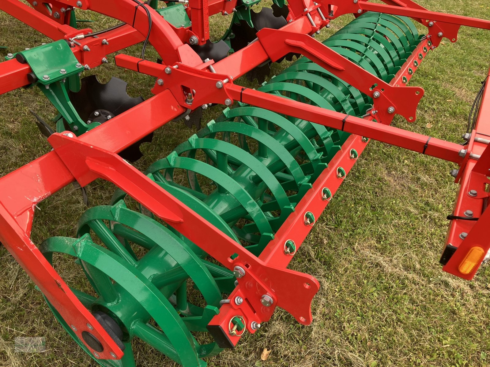 Grubber des Typs Agro-Masz Runner 30, Neumaschine in Marsberg (Bild 13)