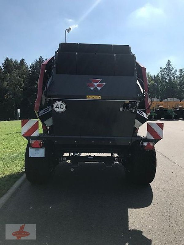 Rundballenpresse des Typs Massey Ferguson MF 4160 V Xtra / Lely, Neumaschine in Oederan (Bild 4)