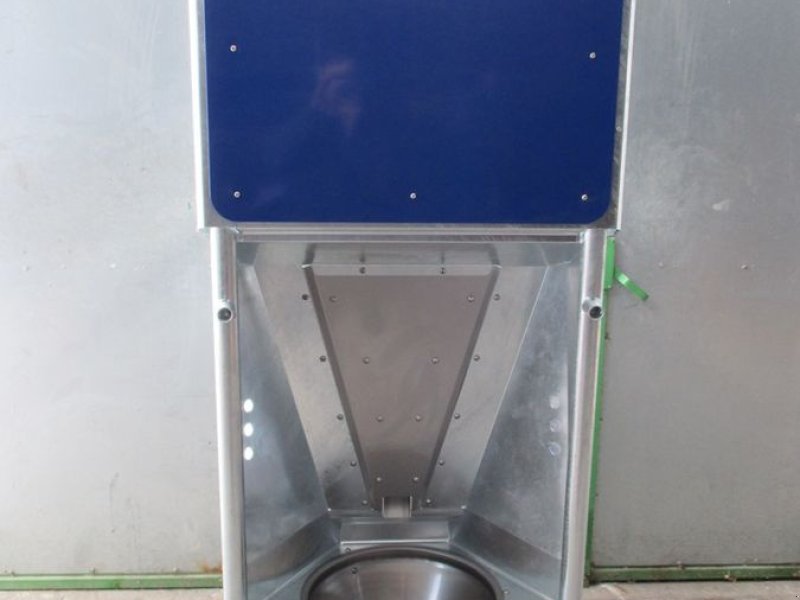 Siloentnahmegerät & Verteilgerät des Typs Alfa Laval FSC400 Kraftfutterstation, Neumaschine in St. Marienkirchen (Bild 1)