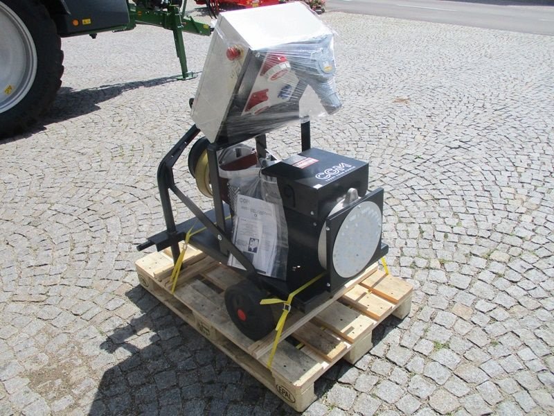 Sonstige Hoftechnik des Typs Sonstige Hartner ZG 300/3-TR Zapfwellengenerator, Neumaschine in St. Marienkirchen (Bild 5)