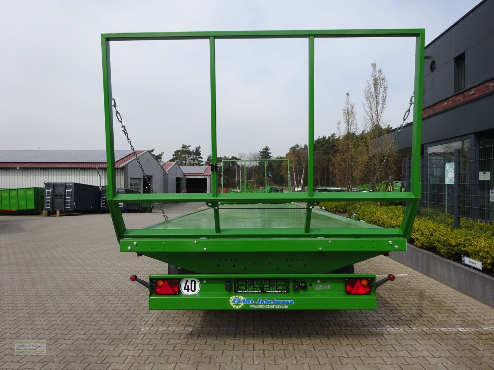 Ballentransportwagen des Typs PRONAR 3-Achs- Ballentransportwagen TO26 / T026, 18,0 to. z.G.G, Ballenwagen, Flachwagen, Neumaschine in Itterbeck (Bild 8)