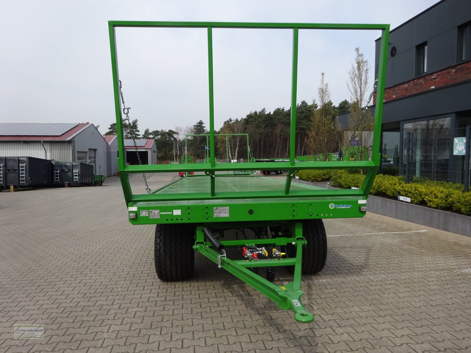 Ballentransportwagen des Typs PRONAR 3-Achs- Ballentransportwagen TO26 / T026, 18,0 to. z.G.G, Ballenwagen, Flachwagen, Neumaschine in Itterbeck (Bild 22)