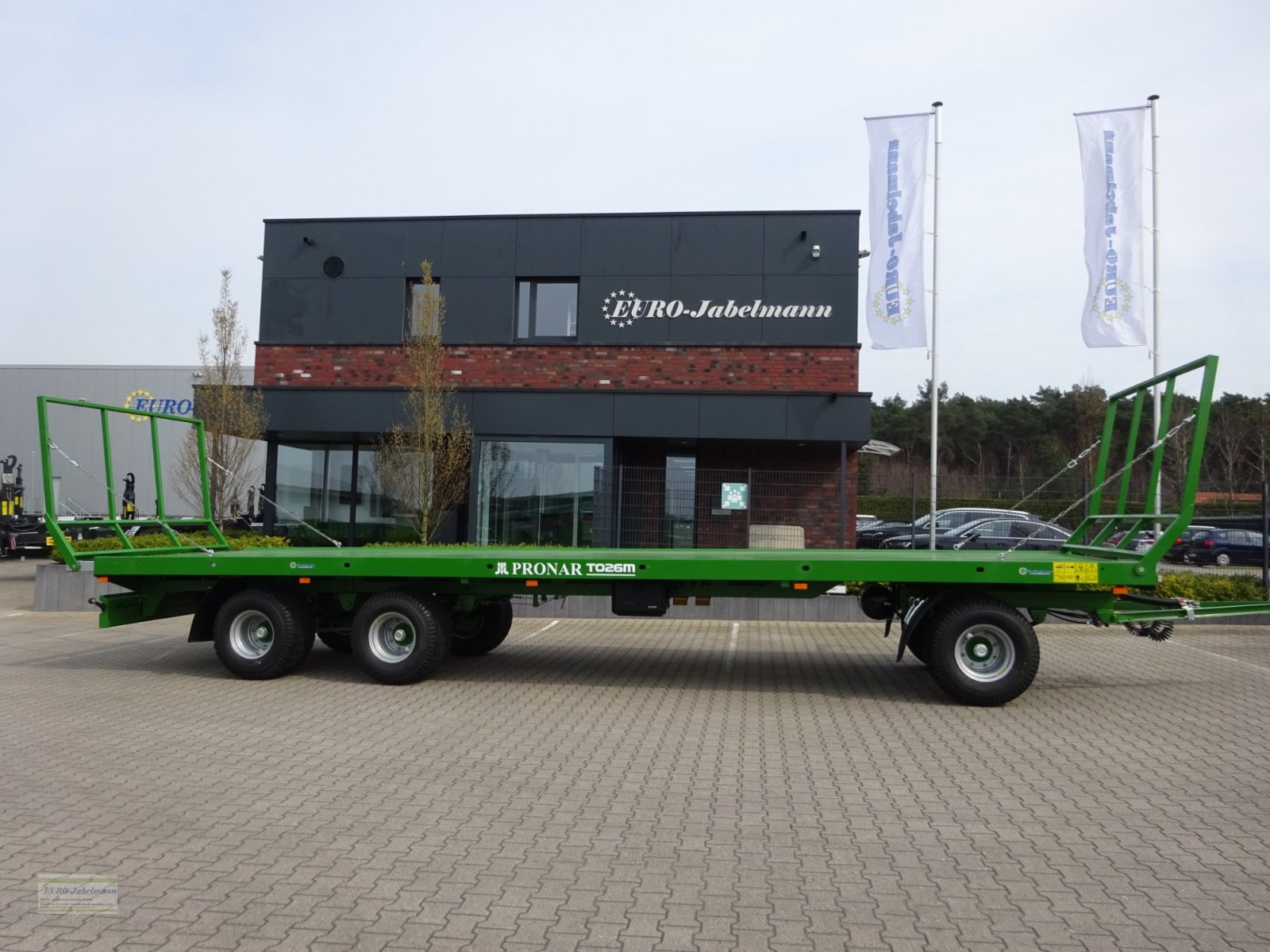 Ballentransportwagen des Typs PRONAR 3-Achs- Ballentransportwagen TO26 / T026, 18,0 to. z.G.G, Ballenwagen, Flachwagen, Neumaschine in Itterbeck (Bild 26)