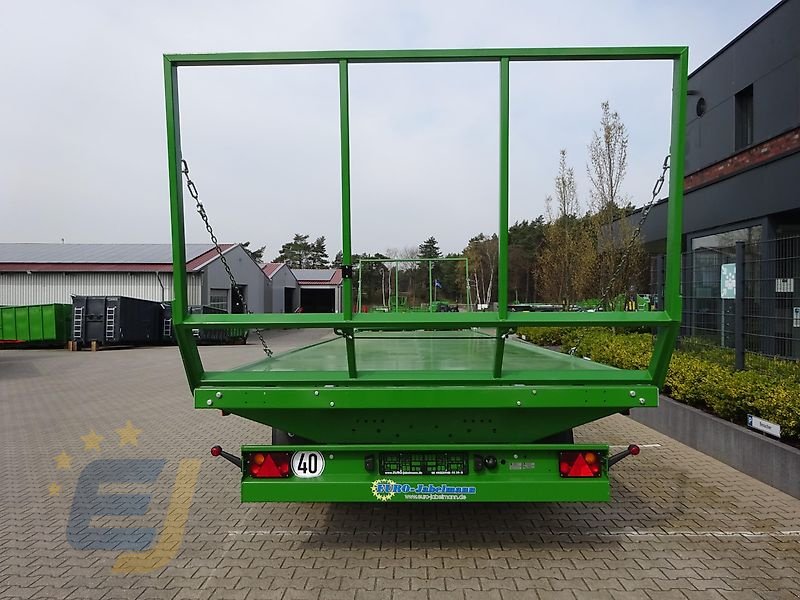 Ballentransportwagen des Typs PRONAR 3-Achs- Ballentransportwagen TO26M / T026M / TO 26M / T0 26 M 18,0 to. z.G.G, Ballenwagen, Flachwagen, Neumaschine in Itterbeck (Bild 8)