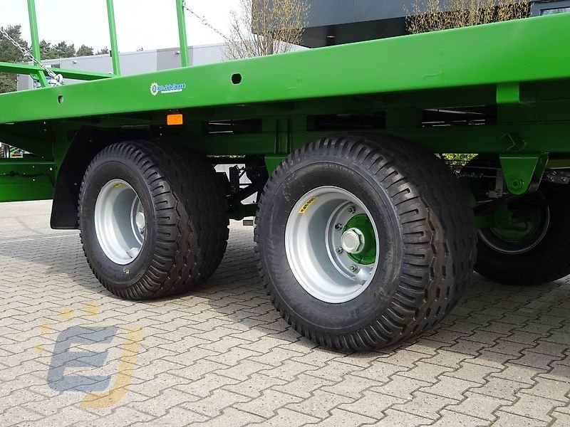 Ballentransportwagen des Typs PRONAR 3-Achs- Ballentransportwagen TO26M / T026M / TO 26M / T0 26 M 18,0 to. z.G.G, Ballenwagen, Flachwagen, Neumaschine in Itterbeck (Bild 27)