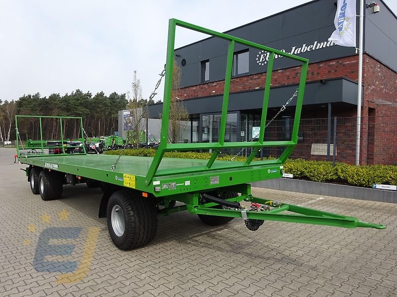 Ballentransportwagen des Typs PRONAR 3-Achs- Ballentransportwagen TO26M / T026M / TO 26M / T0 26 M 18,0 to. z.G.G, Ballenwagen, Flachwagen, Neumaschine in Itterbeck (Bild 23)