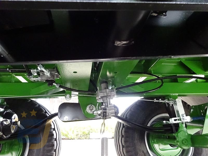 Ballentransportwagen des Typs PRONAR 3-Achs- Ballentransportwagen TO26M / T026M / TO 26M / T0 26 M 18,0 to. z.G.G, Ballenwagen, Flachwagen, Neumaschine in Itterbeck (Bild 13)