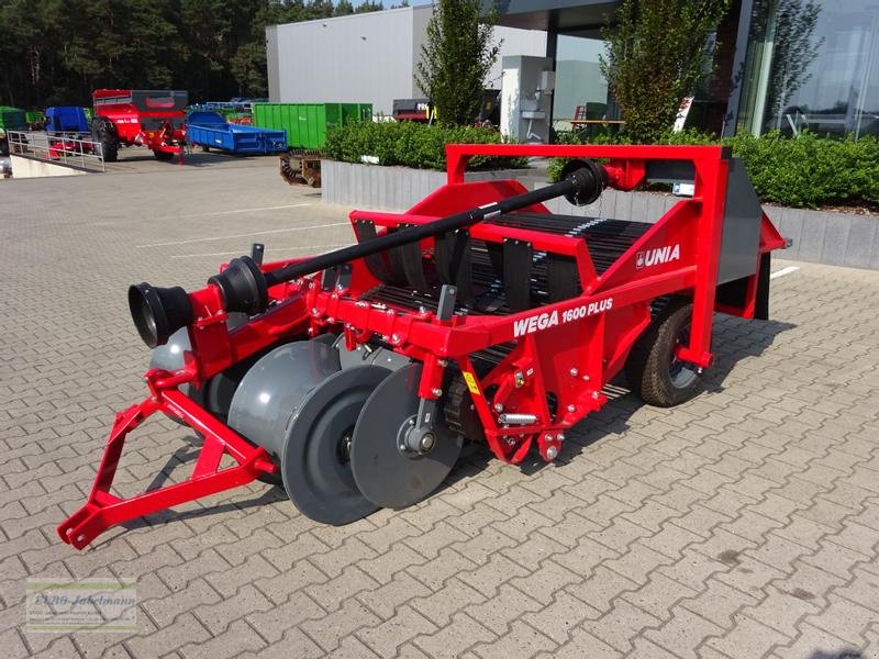 Kartoffelroder des Typs Unia Siebkettenroder Wega 1600 PLUS 2 Reihen, NEU, Neumaschine in Itterbeck (Bild 1)