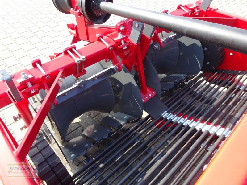Kartoffelroder des Typs Unia Siebkettenroder Wega 1600 PLUS 2 Reihen, NEU, Neumaschine in Itterbeck (Bild 20)