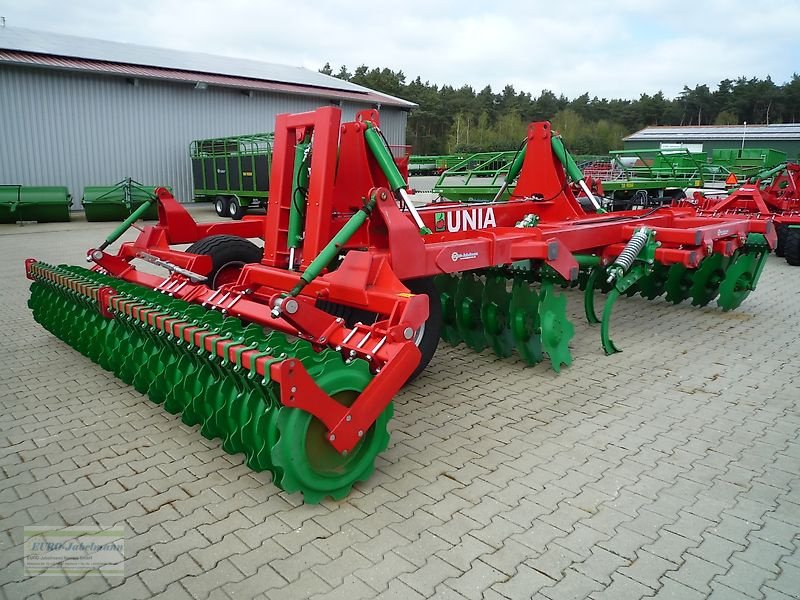 Kurzscheibenegge des Typs Unia Kurzscheibeneggen, ARES NEU, 2,50 - 12,00 m, verschiedene Walzen, Neumaschine in Itterbeck (Bild 14)