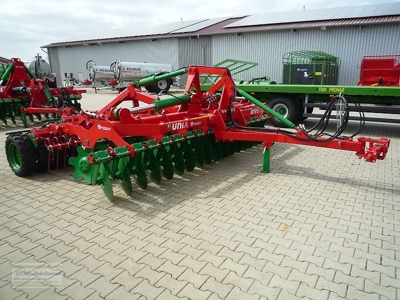 Kurzscheibenegge des Typs Unia Kurzscheibeneggen, ARES NEU, 2,50 - 12,00 m, verschiedene Walzen, Neumaschine in Itterbeck (Bild 21)