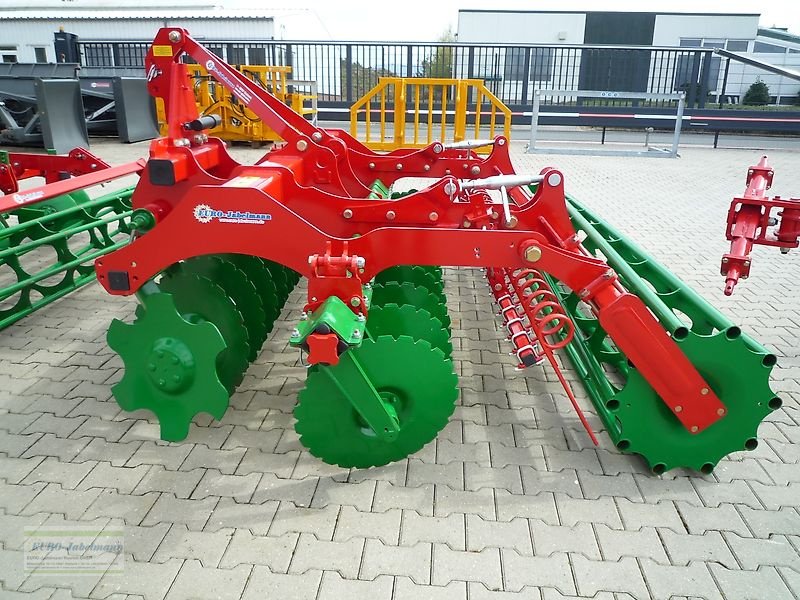 Kurzscheibenegge des Typs Unia Kurzscheibeneggen, ARES NEU, 2,50 - 12,00 m, verschiedene Walzen, Neumaschine in Itterbeck (Bild 22)