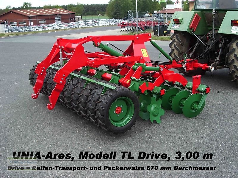 Kurzscheibenegge des Typs Unia Kurzscheibeneggen, ARES NEU, 2,50 - 12,00 m, verschiedene Walzen, Neumaschine in Itterbeck (Bild 4)