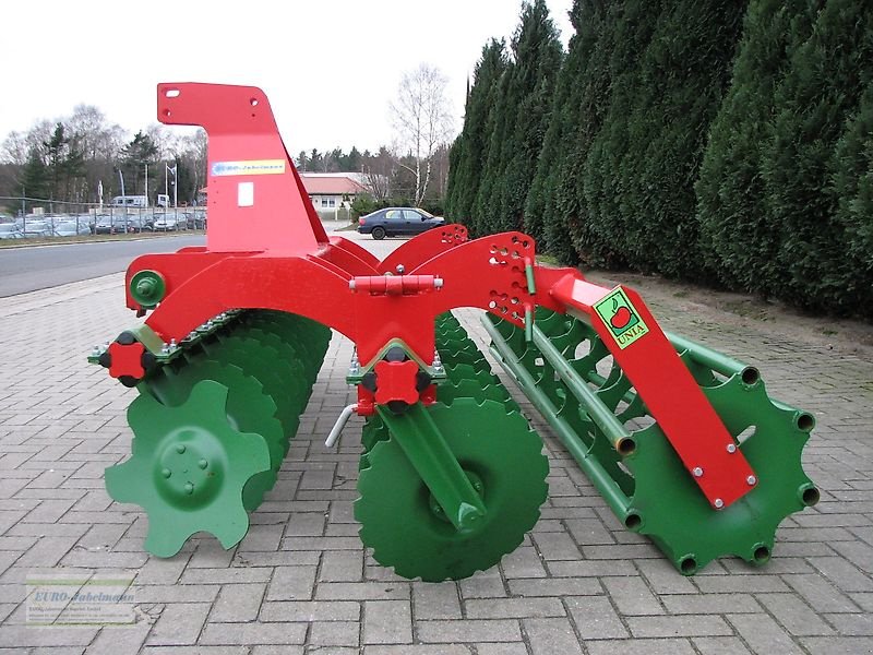 Kurzscheibenegge des Typs Unia Kurzscheibeneggen, ARES NEU, 2,50 - 12,00 m, verschiedene Walzen, Neumaschine in Itterbeck (Bild 12)