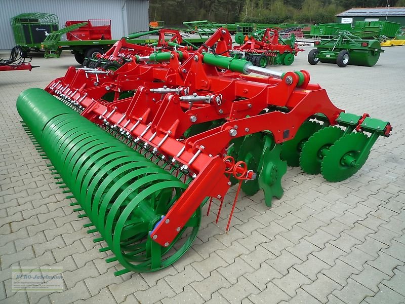 Kurzscheibenegge des Typs Unia Kurzscheibeneggen, ARES NEU, 2,50 - 12,00 m, verschiedene Walzen, Neumaschine in Itterbeck (Bild 17)