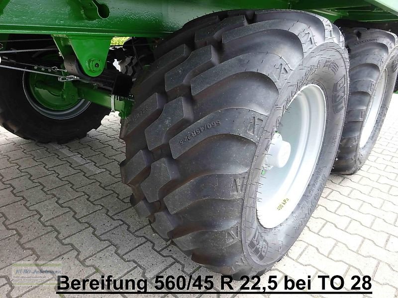 Ballentransportwagen des Typs PRONAR Ballenwagen · Ballentransportwagen · Strohwagen · Frühbezug, Neumaschine in Itterbeck (Bild 14)