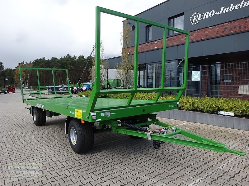 Ballentransportwagen des Typs PRONAR Ballenwagen, NEU, auch mit hydr. Ladungssicherung, 2 + 3 Achsen + Tandem, 10 - 24 to., Neumaschine in Itterbeck (Bild 3)