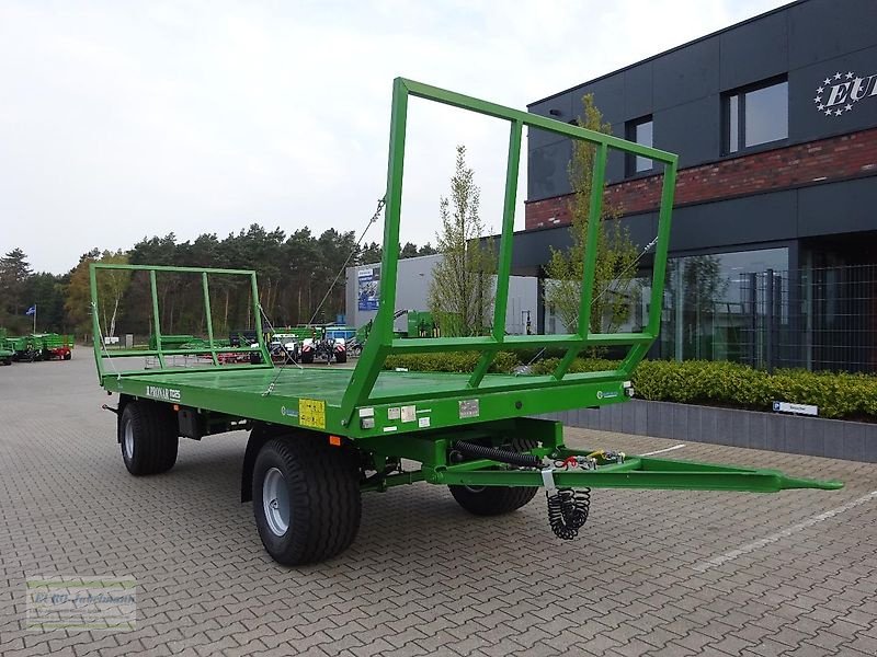 Ballentransportwagen des Typs PRONAR Ballenwagen, NEU, auch mit hydr. Ladungssicherung, 2 + 3 Achsen + Tandem, 10 - 24 to., Neumaschine in Itterbeck (Bild 5)